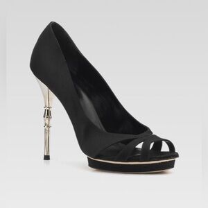 Authentic Gucci Women’s Heels Black suede bamboo peep toe Sz 38 Sz 8 Open Toe